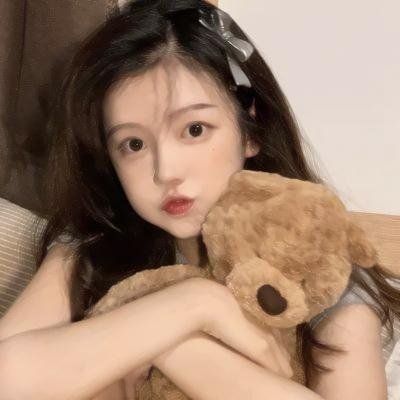 钢琴教师